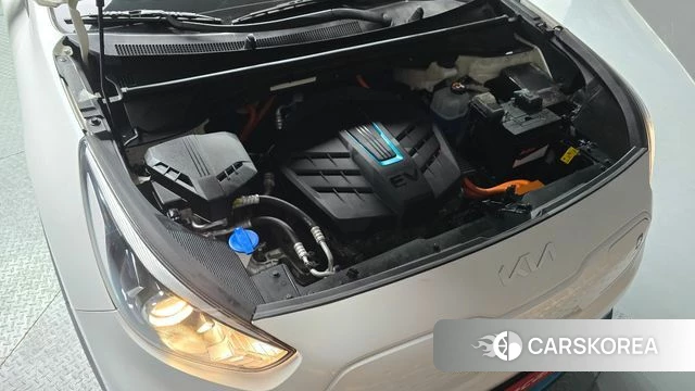 Kia Niro EV id 3872172 из Кореи 16