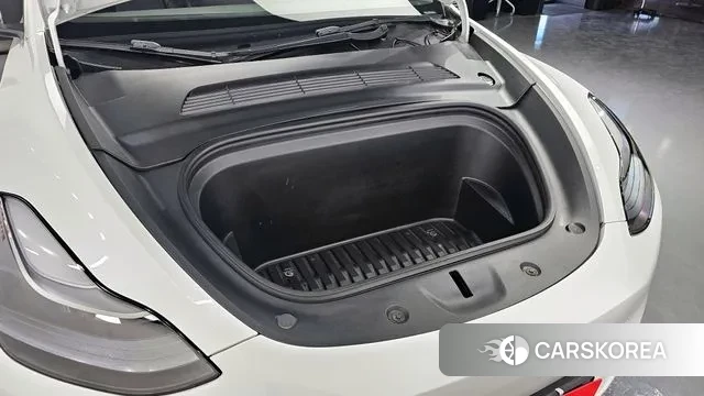 Tesla Model Y id 3318210 из Кореи 16