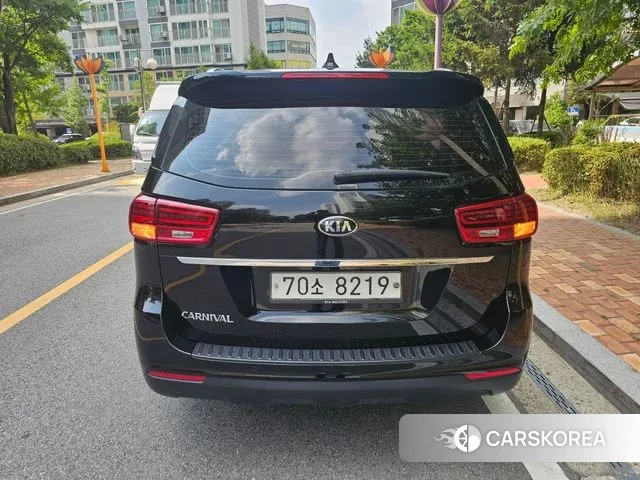 Kia The New Carnival 2019 Черный из Кореи, фото 6
