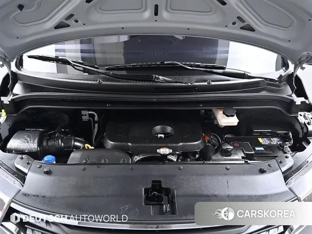 Hyundai The New Grand Starex id 3018219 из Кореи 16