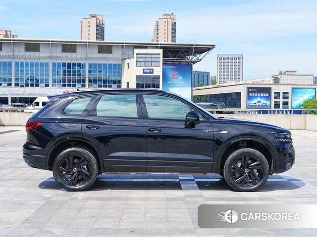 Volkswagen Touareg id 4359113 из Китая 10