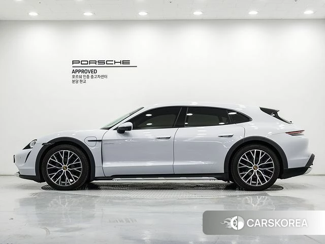 Porsche Taycan id 3811386 из Кореи 16