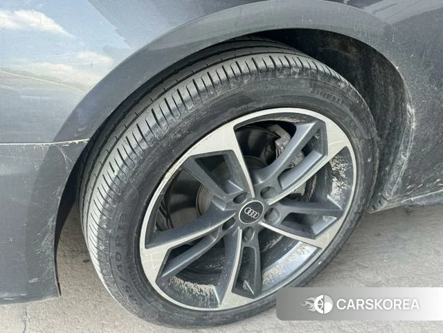 Audi A4L id 4353424 из Китая 12