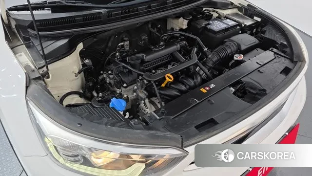 Kia Stonic id 3778549 из Кореи 16