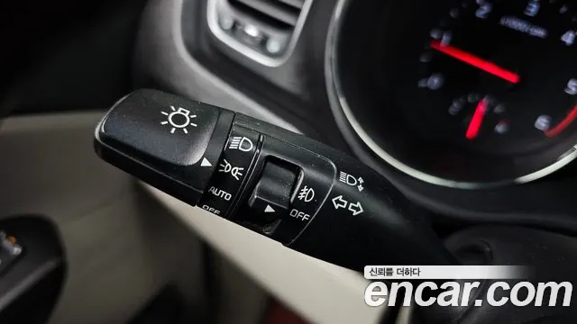 Kia The New Carnival id 2690095 из Кореи 16