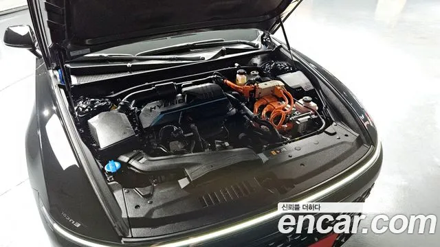 Hyundai Grandeur Hybrid (GN7) id 2810633 из Кореи 16