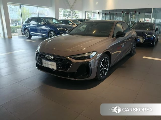 Audi A5L id 4271816 из Китая 15