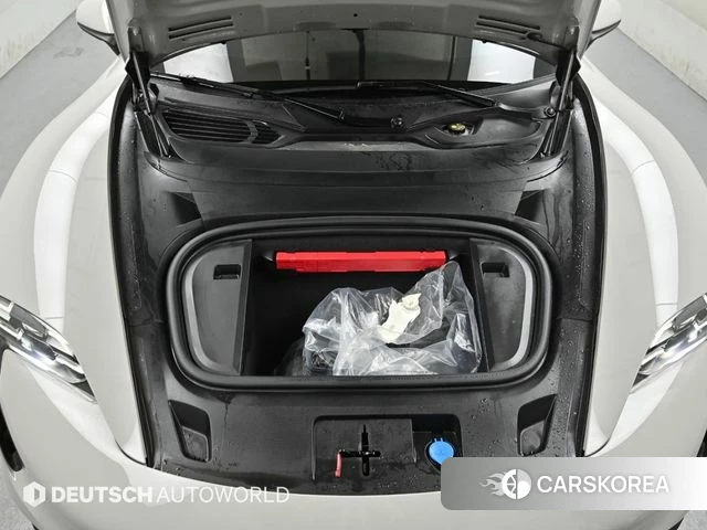 Porsche Taycan id 4342897 из Кореи 16