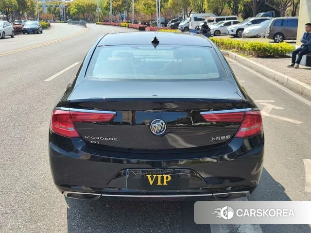 Buick Lacrosse id 4242024 из Китая 8