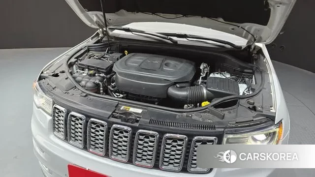 Jeep Grand Cherokee id 3568144 из Кореи 16