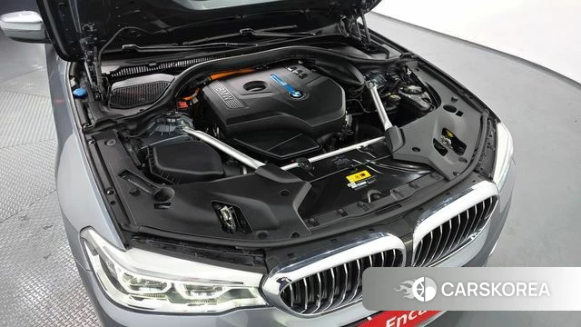 BMW 5 Series (G30) id 3853008 из Кореи 16