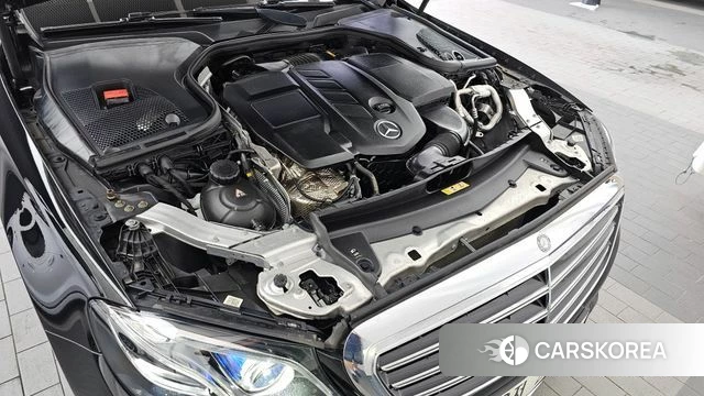 Mercedes-Benz E-Class W213 id 4543129 из Кореи 29