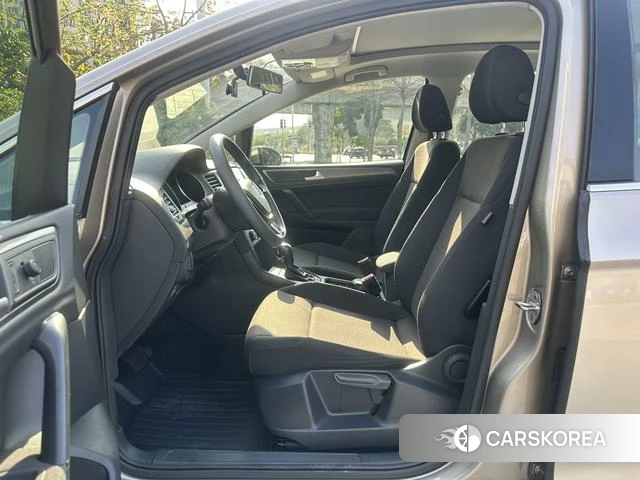Volkswagen Golf*Jiayu id 3889907 из Китая 9