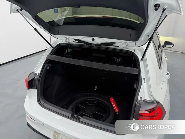 Volkswagen Golf id 4274073 из Китая 17