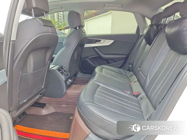 Audi A4L id 4263917 из Китая 13