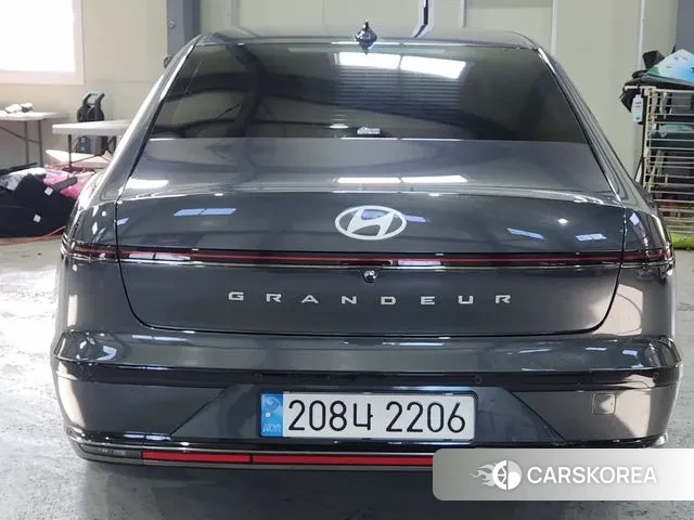 Hyundai Grandeur (GN7) id 3011262 из Кореи 16