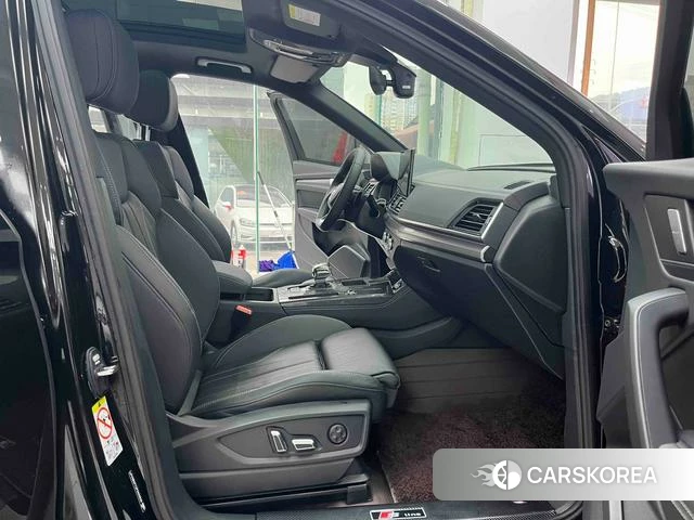 Audi Q5L id 4260343 из Китая 16