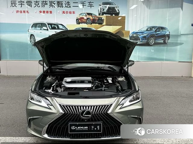 Lexus ES id 4279272 из Китая 18