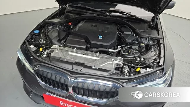 BMW 3 Series (G20) id 3433460 из Кореи 16