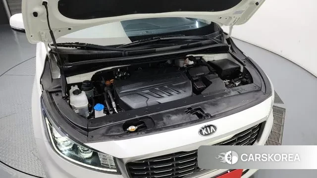 Kia The New Carnival id 2995120 из Кореи 16