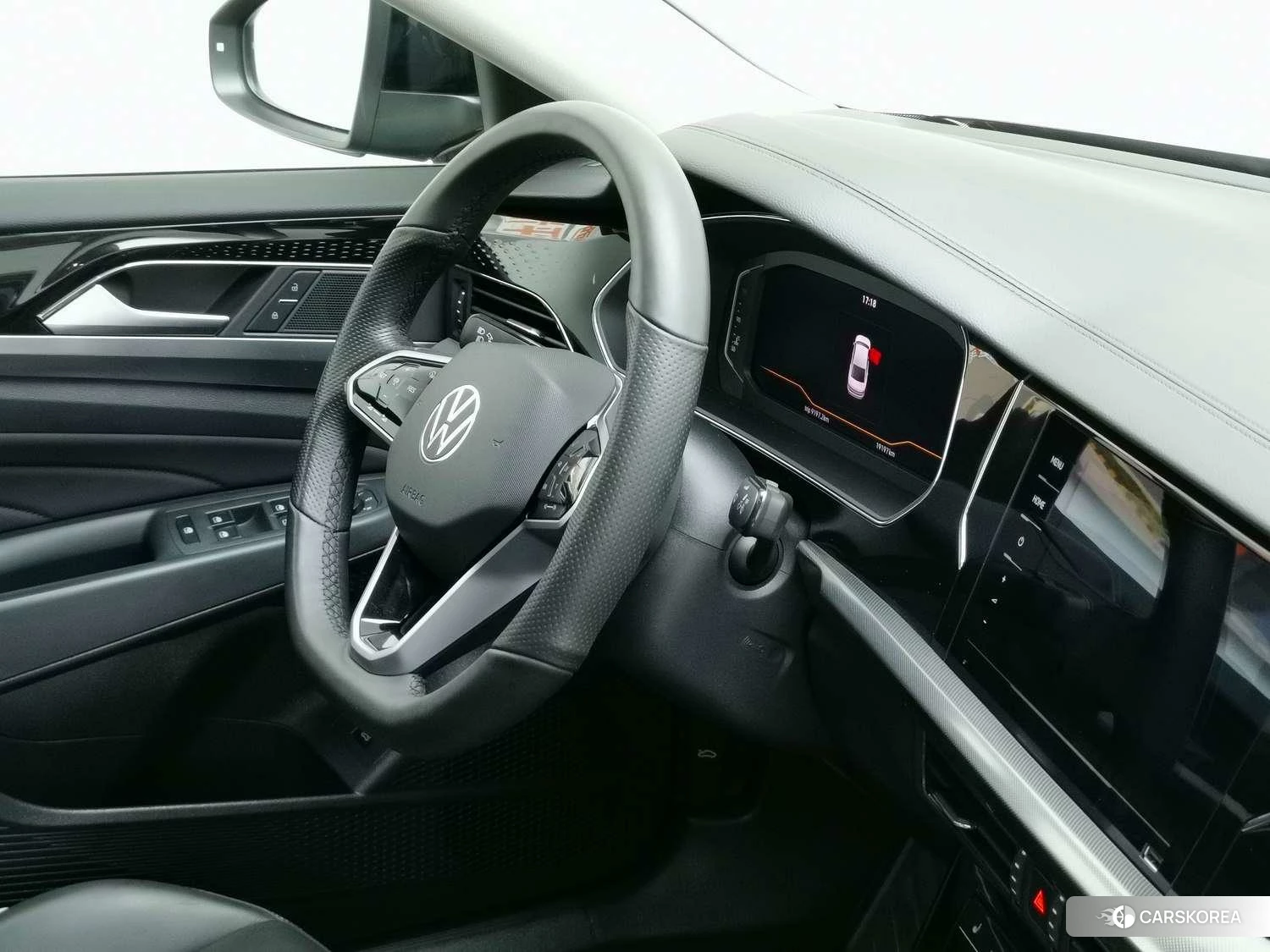 Volkswagen Passat id 4452866 из Китая 22