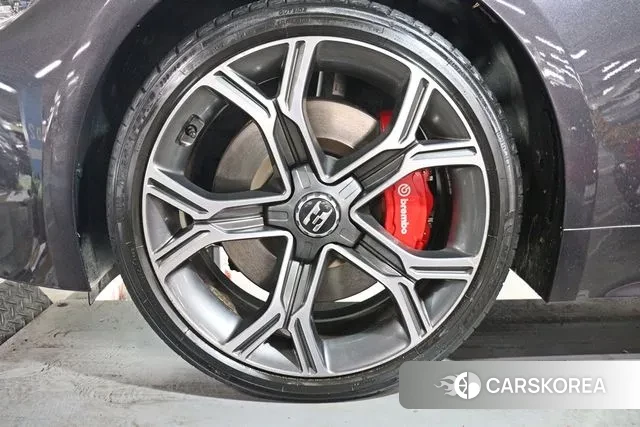 Kia Stinger id 2976987 из Кореи 16