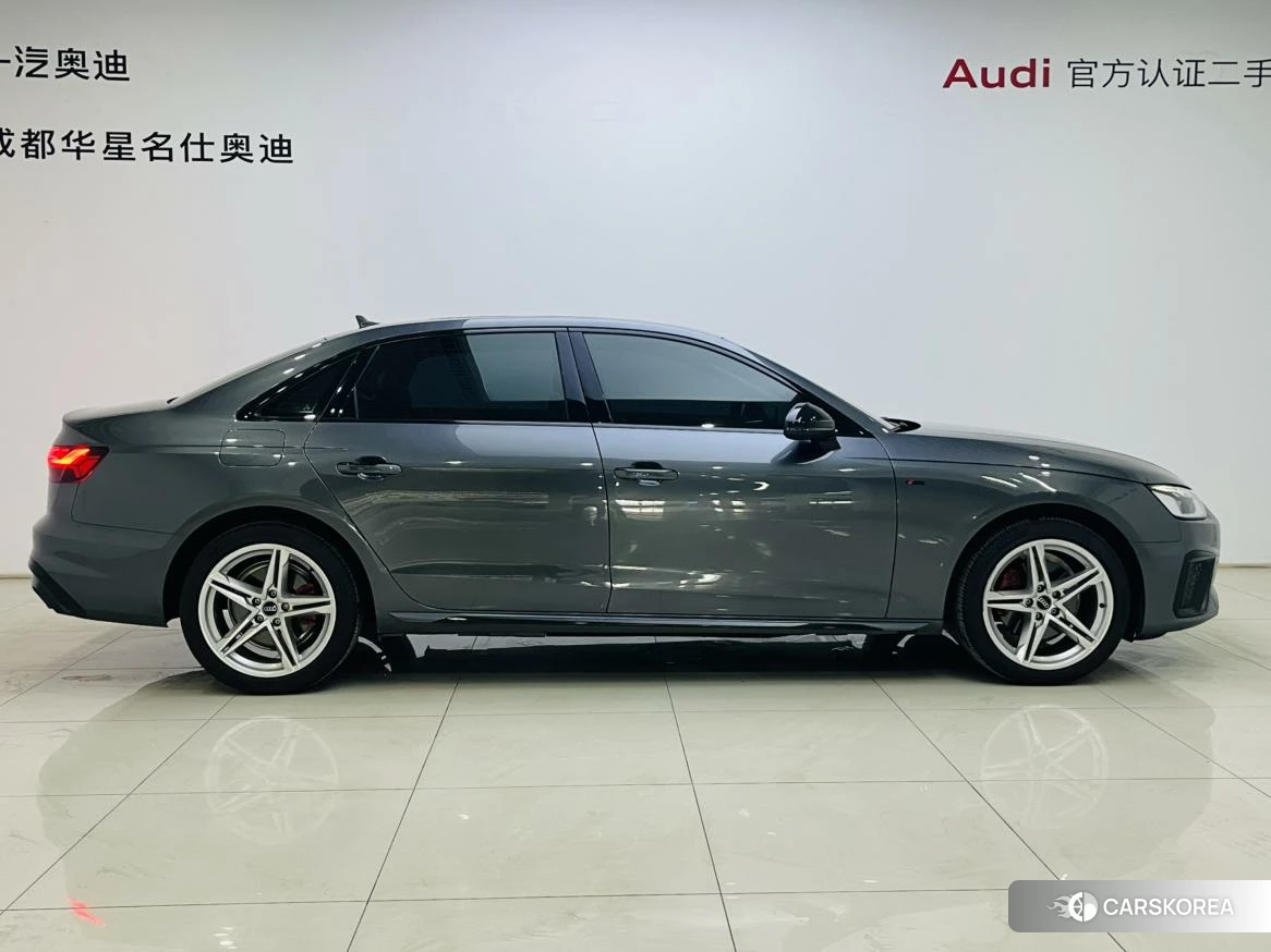 Audi A4L id 4479254 из Китая 10