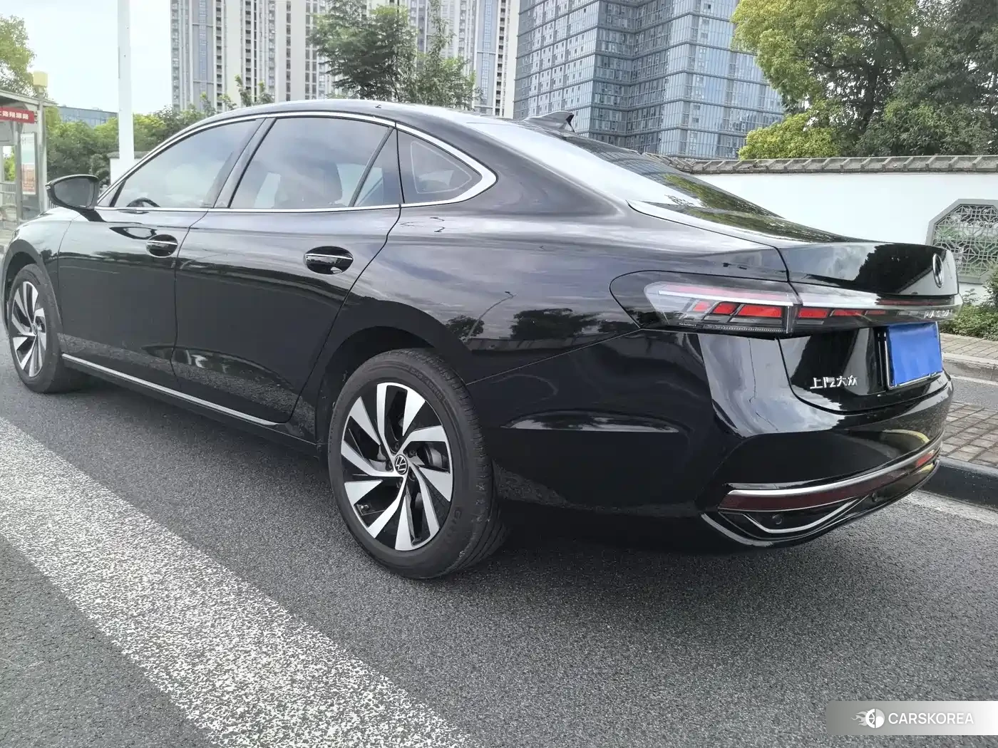 Volkswagen Passat id 4539210 из Китая 8