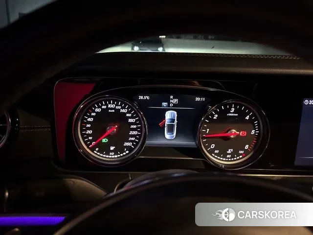 Mercedes-Benz E-Class W213 2018 Синий из Кореи, фото 6