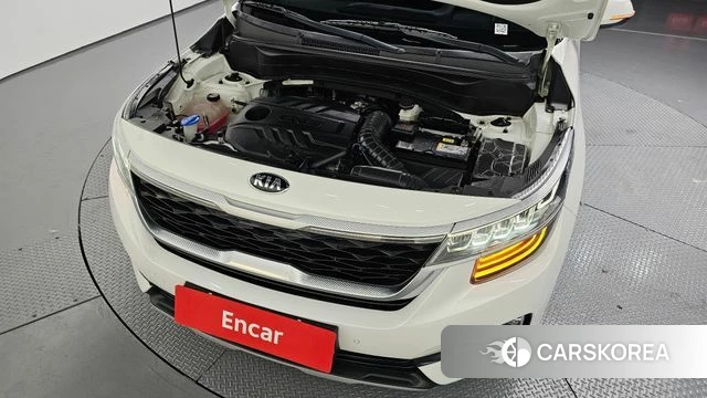 Kia Seltos id 4203056 из Кореи 26