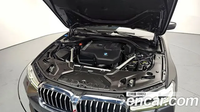 BMW 5 Series (G30) id 2852998 из Кореи 16