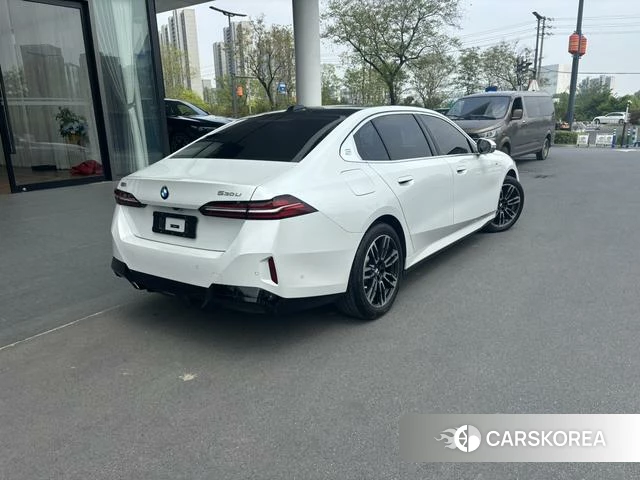 BMW 5 series 2025 Белый из Китая, фото 6