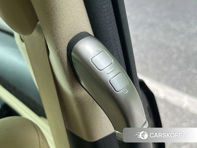 Toyota Wilfa id 4399651 из Китая 22
