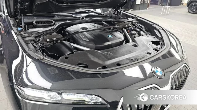 BMW 7 Series (G70) id 3590964 из Кореи 16