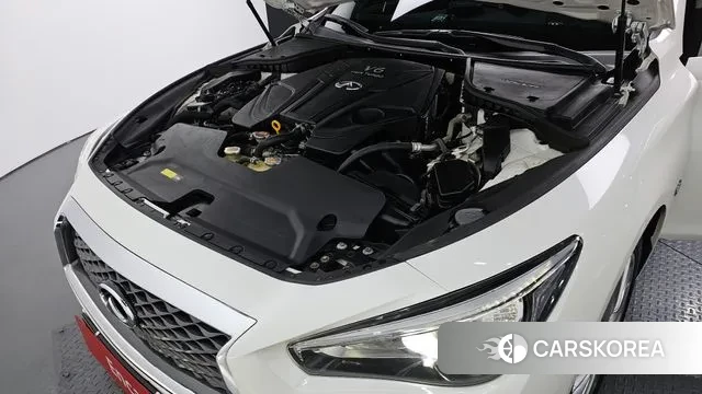 Infiniti Q50 id 3557156 из Кореи 16