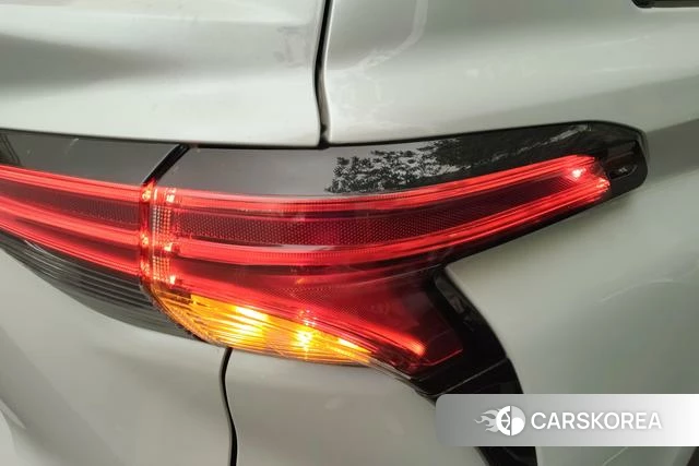 Toyota Saina id 4272882 из Китая 13