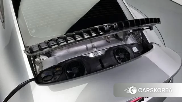 Porsche 911(992) id 3032450 из Кореи 16