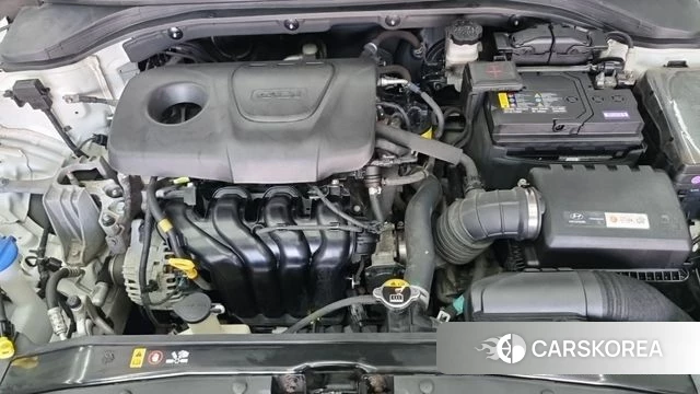 Hyundai Avante AD id 4397839 из Кореи 13