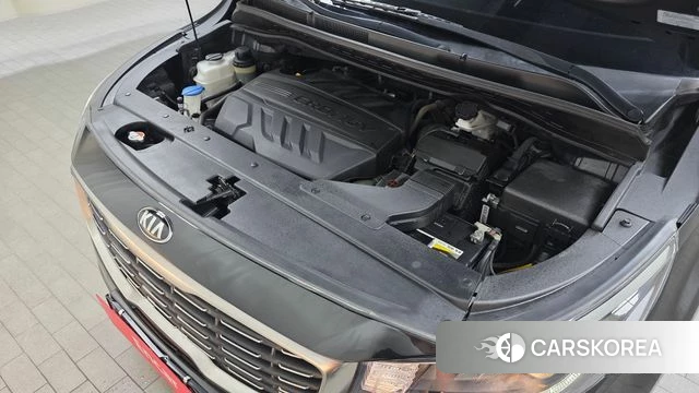 Kia The New Carnival id 4615112 из Кореи 16