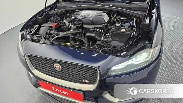 Jaguar F-PACE id 3552932 из Кореи 16