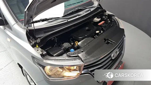 Hyundai The New Grand Starex id 3536287 из Кореи 16