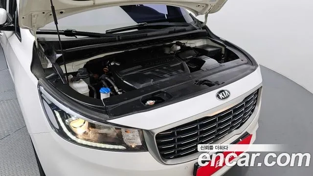 Kia The New Carnival id 2932690 из Кореи 16