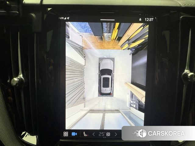 Volvo XC60 PHEV id 3857086 из Китая 13