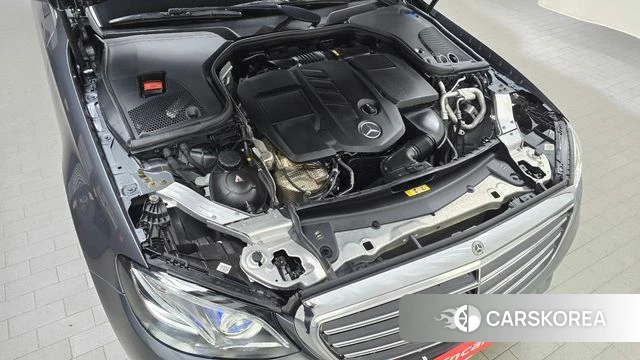 Mercedes-Benz E-Class W213 id 4459649 из Кореи 26