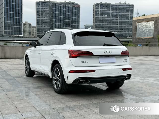 Audi Q5L id 4278399 из Китая 16
