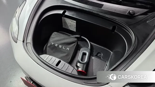 Tesla Model 3 id 3692043 из Кореи 16