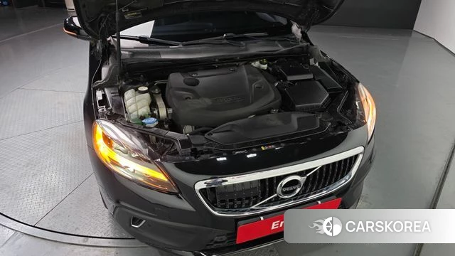 Volvo V40 Cross-Country id 3924645 из Кореи 16