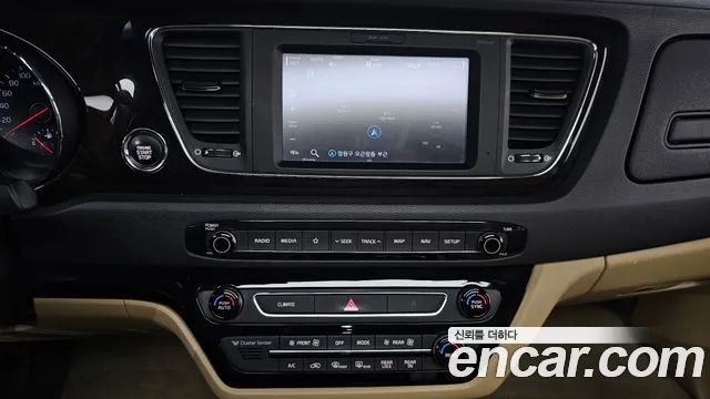 Kia The New Carnival id 2577034 из Кореи 16