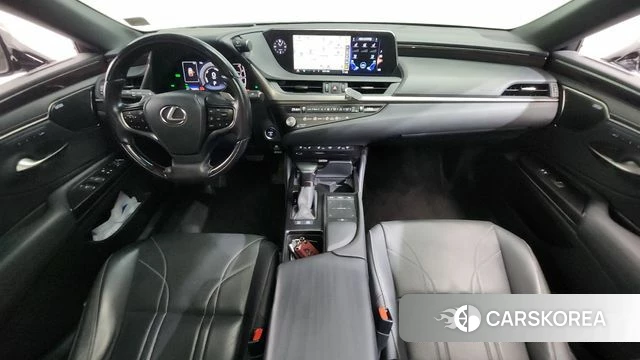 Lexus ES300h 7th generation id 3910832 из Кореи 16