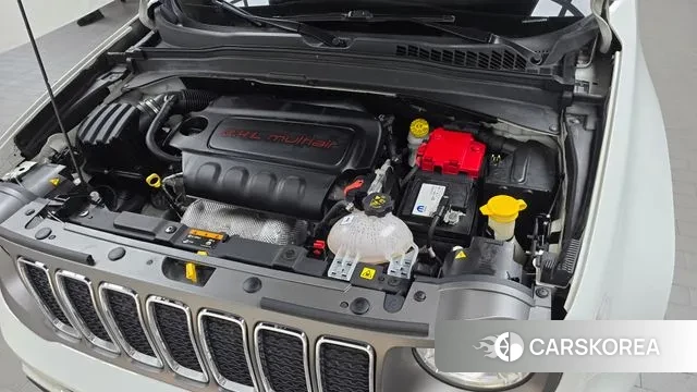 Jeep Renegade id 3766191 из Кореи 16